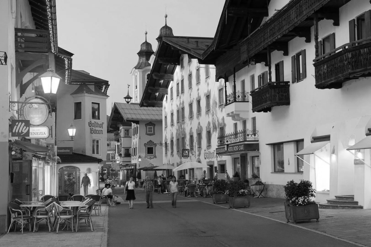 [13:25 Uhr]St. Johann in Tirol